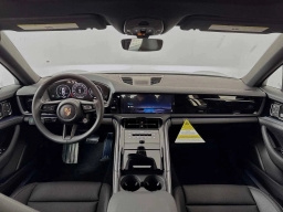 Porsche Panamera 4 AWD 2026