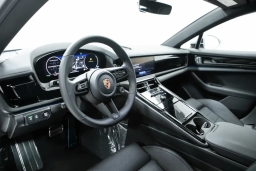 Porsche Panamera Base RWD 2026