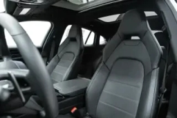 Porsche Panamera Base RWD 2026