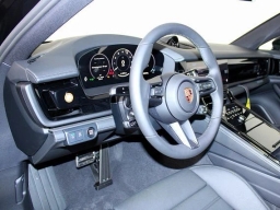 Porsche Panamera Base RWD 2026