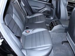 Porsche Panamera Base RWD 2026