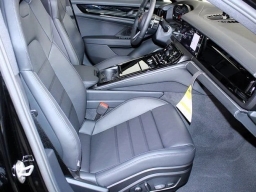 Porsche Panamera Base RWD 2026