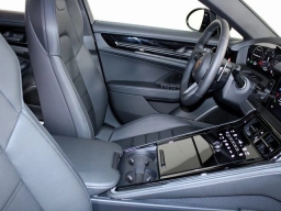 Porsche Panamera Base RWD 2026