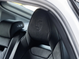 Porsche Panamera 4 AWD 2026