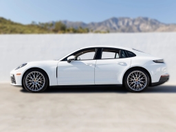 Porsche Panamera 4 AWD 2026