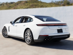 Porsche Panamera 4 AWD 2026