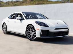 Porsche Panamera 4 AWD 2026