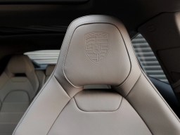 Porsche Panamera 4 AWD 2026