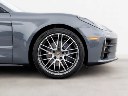 Porsche Panamera 4 AWD 2026