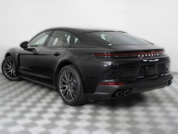 Porsche Panamera Base RWD 2026