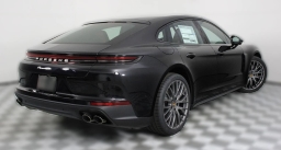 Porsche Panamera Base RWD 2026
