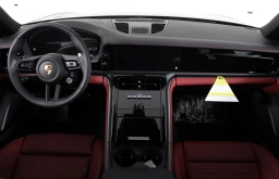 Porsche Panamera Base RWD 2026