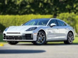 Porsche Panamera 4 AWD 2026