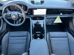 Porsche Panamera 4 AWD 2026