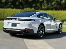 Porsche Panamera 4 AWD 2026
