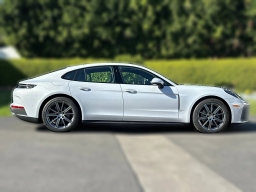 Porsche Panamera 4 AWD 2026