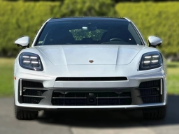 Porsche Panamera 4 AWD 2026