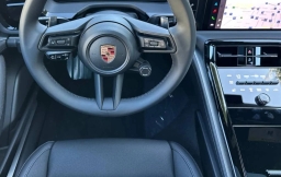 Porsche Panamera 4 AWD 2026