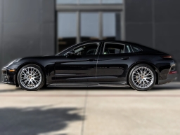 Porsche Panamera 4 AWD 2026