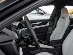 Porsche Panamera 4 AWD 2026