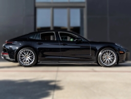 Porsche Panamera 4 AWD 2026