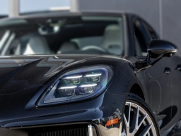 Porsche Panamera 4 AWD 2026