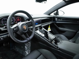 Porsche Panamera Base RWD 2026