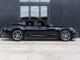 Porsche Panamera 4 AWD 2026