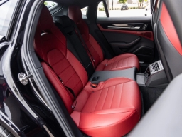 Porsche Panamera 4 AWD 2026