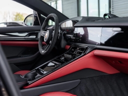 Porsche Panamera 4 AWD 2026