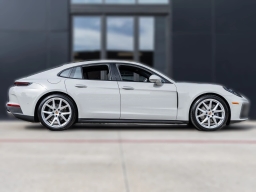 Porsche Panamera 4 AWD 2026