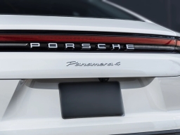 Porsche Panamera 4 AWD 2026