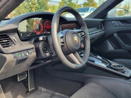 Porsche 911 Carrera GTS Coupe 2025