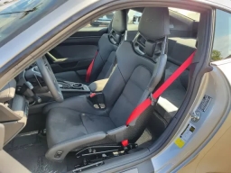 Porsche 911 Carrera GTS Coupe 2025