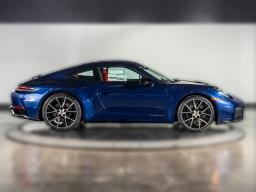 Porsche 911 Carrera 4 GTS Coupe 2026