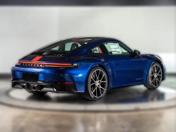 Porsche 911 Carrera 4 GTS Coupe 2026