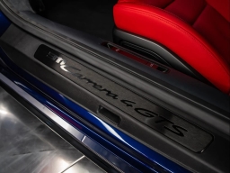 Porsche 911 Carrera 4 GTS Coupe 2026