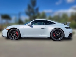 Porsche 911 Carrera GTS Coupe 2026