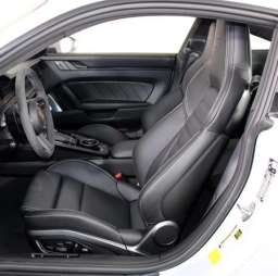 Porsche 911 Carrera GTS Coupe 2026