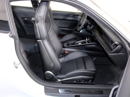 Porsche 911 Carrera GTS Coupe 2026