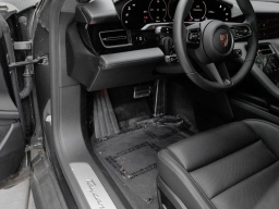 Porsche Taycan 4S AWD 2025