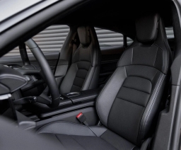 Porsche Taycan 4S AWD 2025