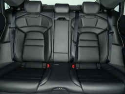 Porsche Taycan 4S Black Edition AWD 2026