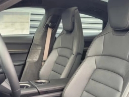 Porsche Taycan Turbo AWD 2025