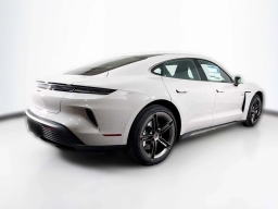 Porsche Taycan Turbo AWD 2025