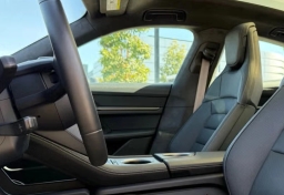 Porsche Taycan Turbo AWD 2025