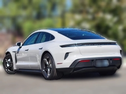 Porsche Taycan Turbo AWD 2025