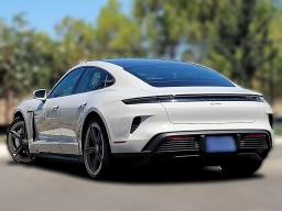 Porsche Taycan Turbo AWD 2025