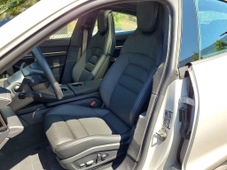 Porsche Taycan Turbo AWD 2025