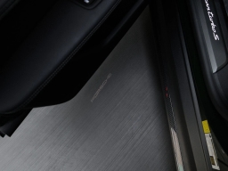 Porsche Taycan Turbo S AWD 2025